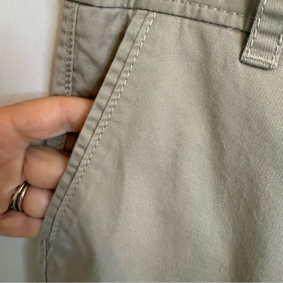 Ann Taylor Loft | Mid Rise Cropped Stretch Chinos | Sz 10 - Picture 4 of 6